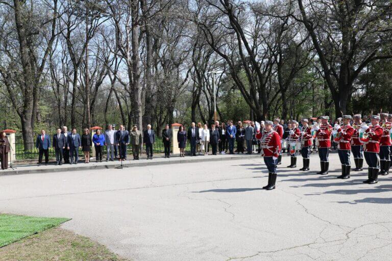 10 години от полагането на гилза с пръст - снимка 2